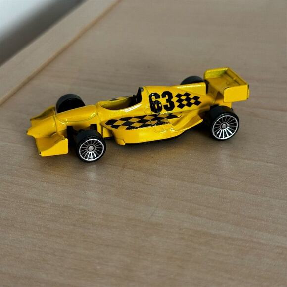 Vintage Maisto Formula One Style Race Car Yellow & Black #63 Diecast Model - Picture 1 of 6